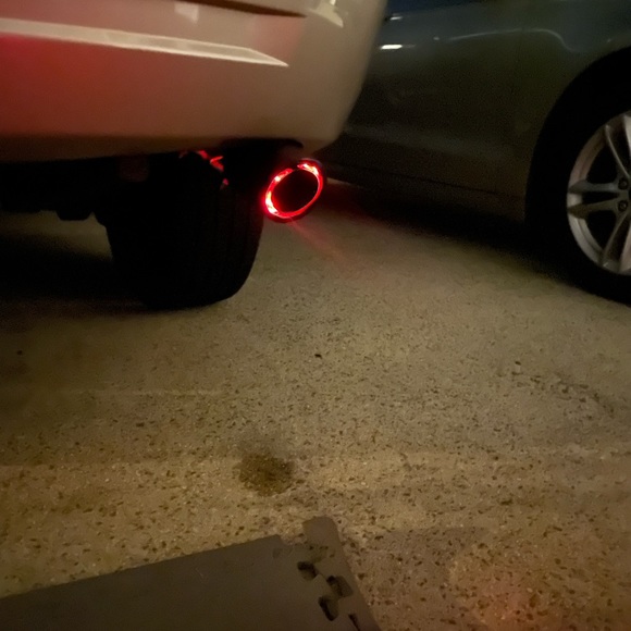 Red led tailpipe light - Picture 3 of 4